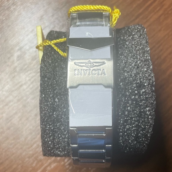 *Brand New* Invicta Diver Watch - Picture 4 of 5